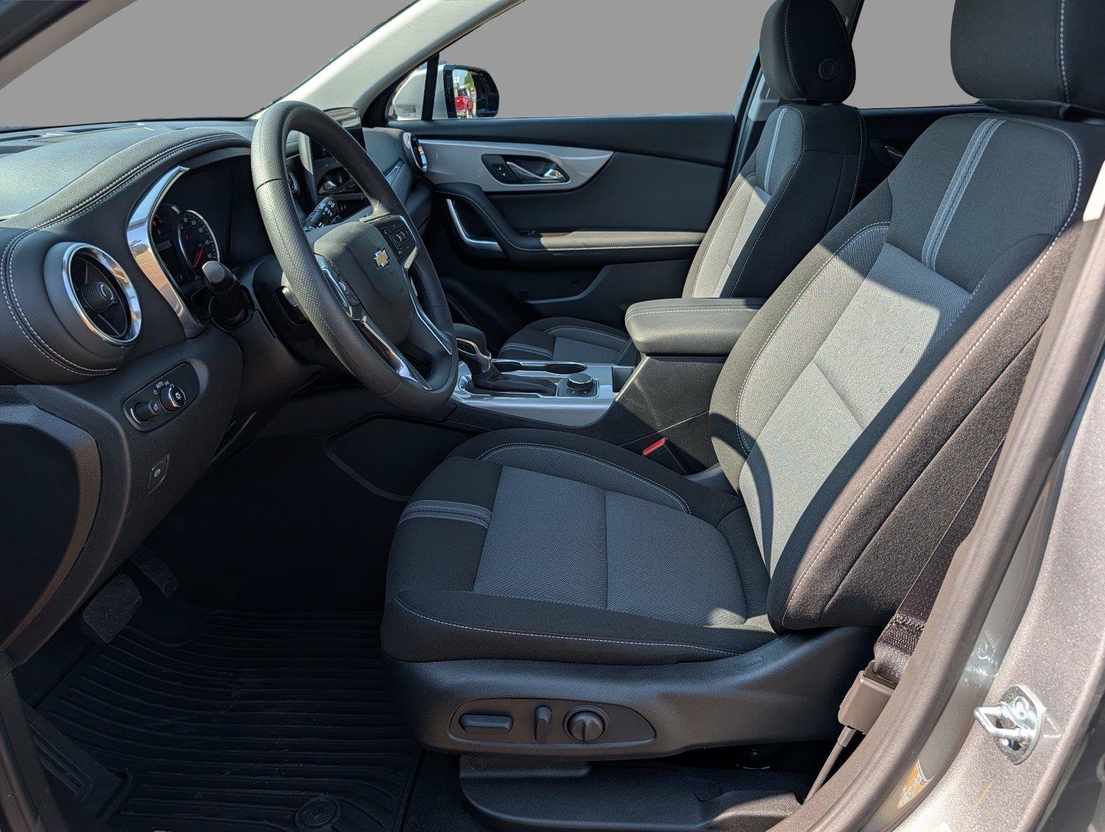New 2026 Chevrolet Blazer LT FWD image 10