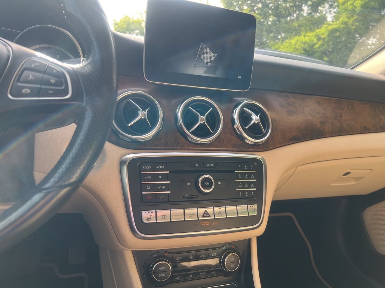 Used 2018 Mercedes-Benz GLA 250 4MATIC w/ Convenience Package image 28