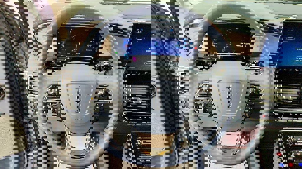 Used 2022 Lincoln Navigator L Black Label image 13