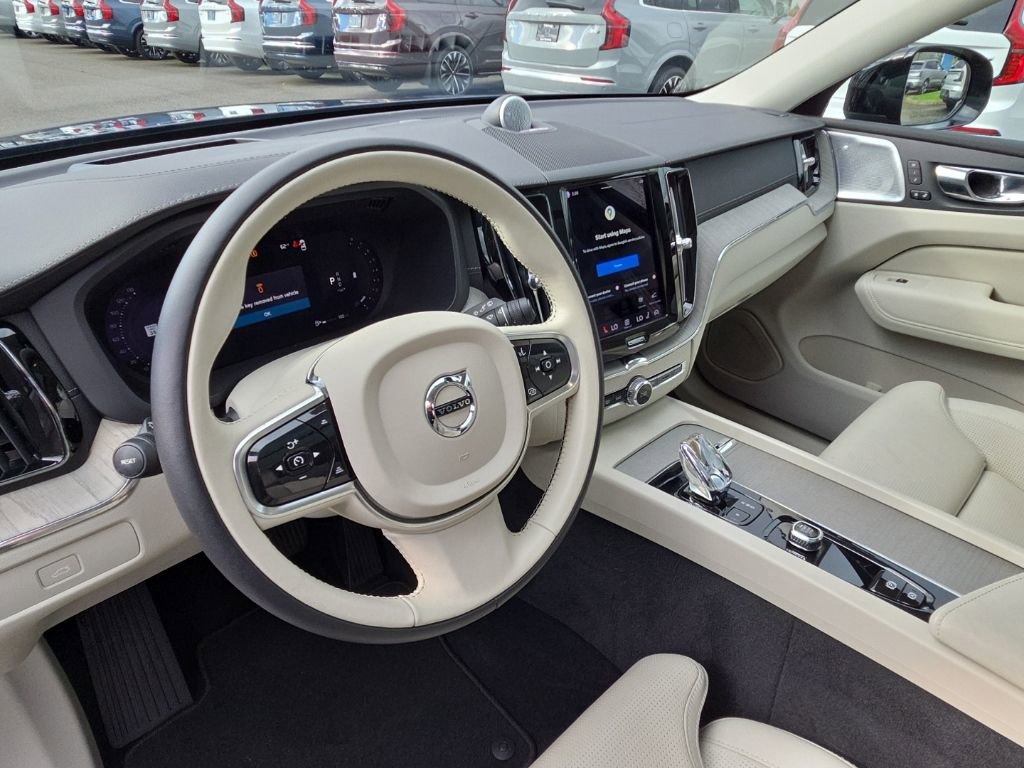 Certified 2023 Volvo XC60 B5 Ultimate image 7