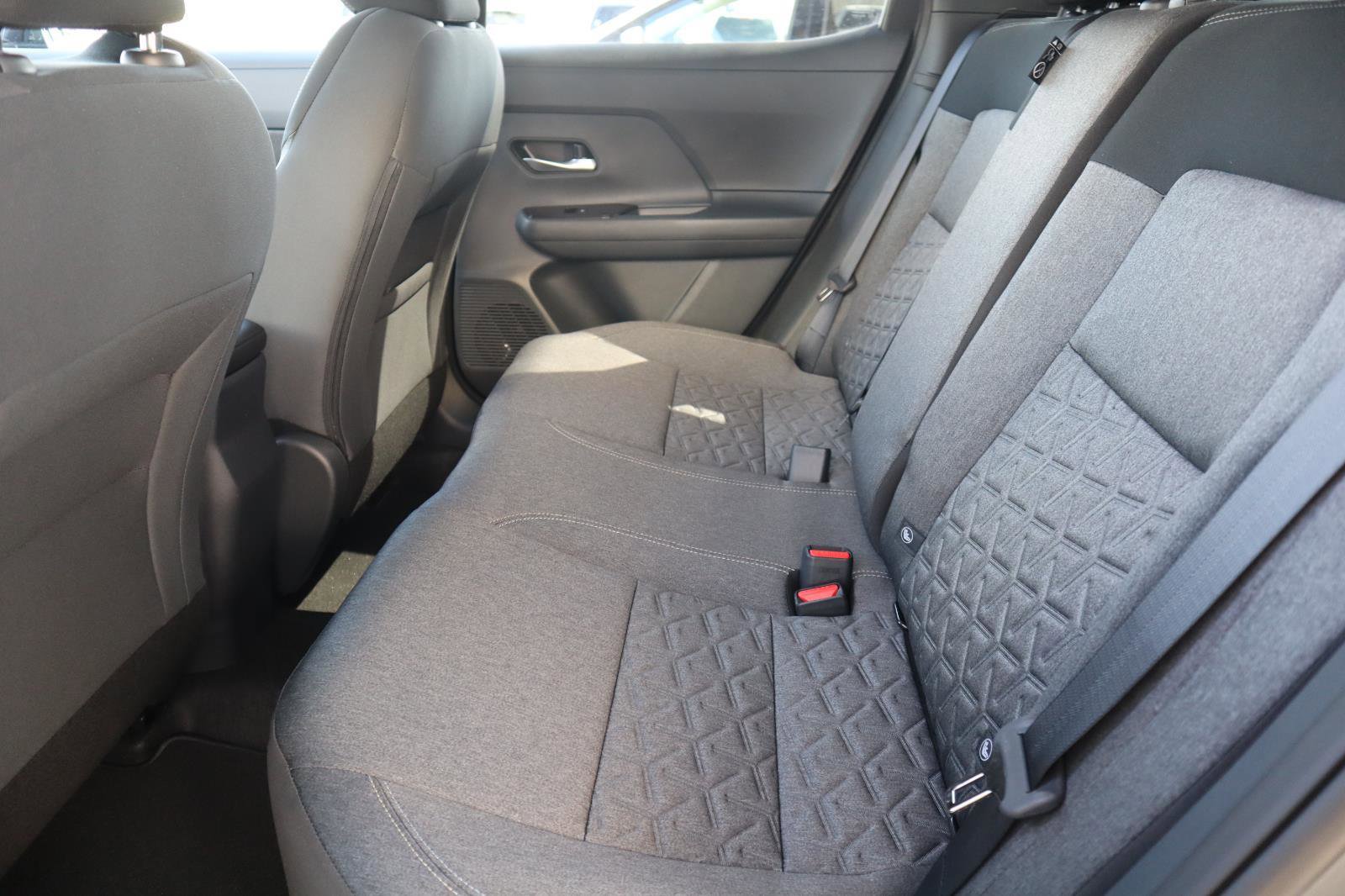 New 2026 Nissan Kicks SV w/ SV Premium Package image 31