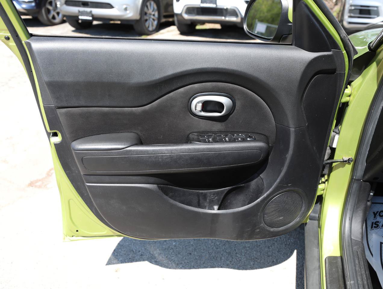 Used 2016 Kia Soul FWD image 15