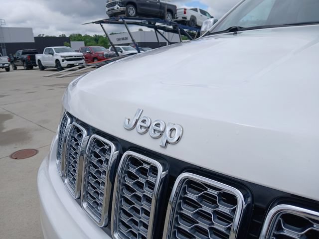 Used 2019 Jeep Grand Cherokee Summit AWD/4WD image 9