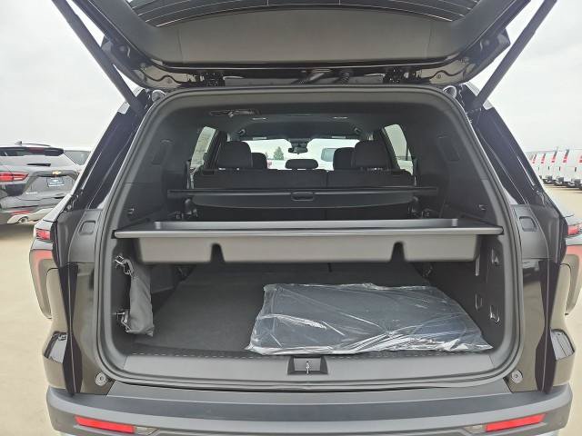 New 2026 Chevrolet Traverse LT w/ LPO, Cargo Package FWD image 26