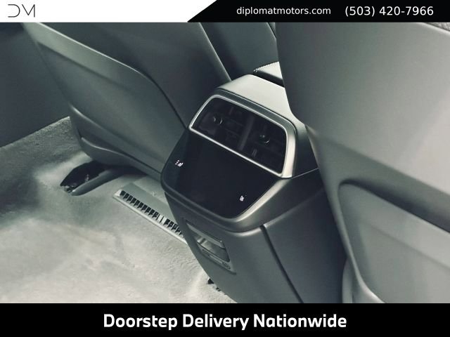Used 2025 Lucid Air Pure RWD image 22