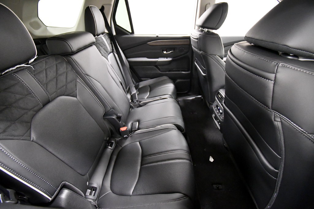 New 2026 Honda Pilot Elite image 13