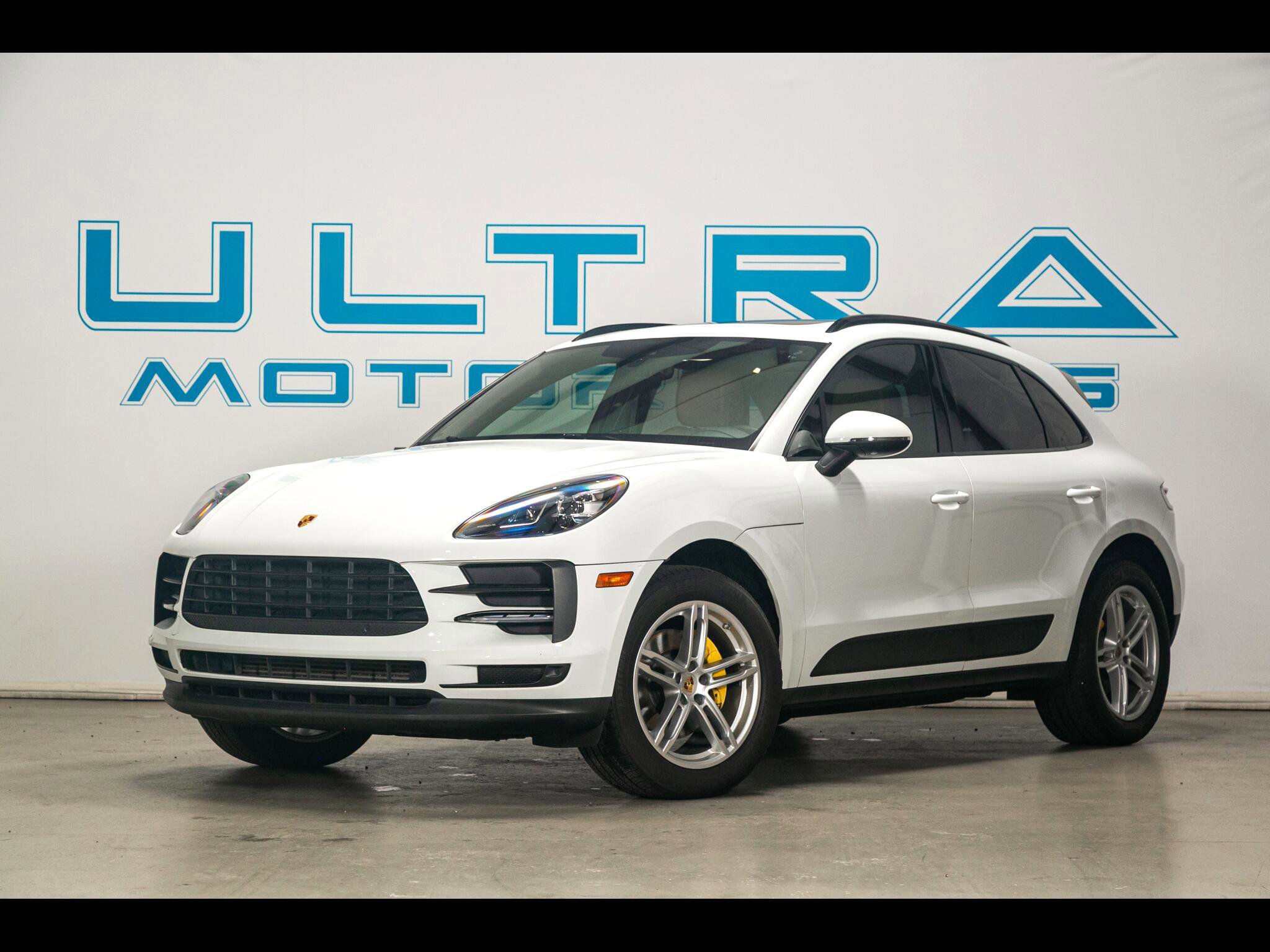 Used 2019 Porsche Macan w/ Premium Package Plus image 1