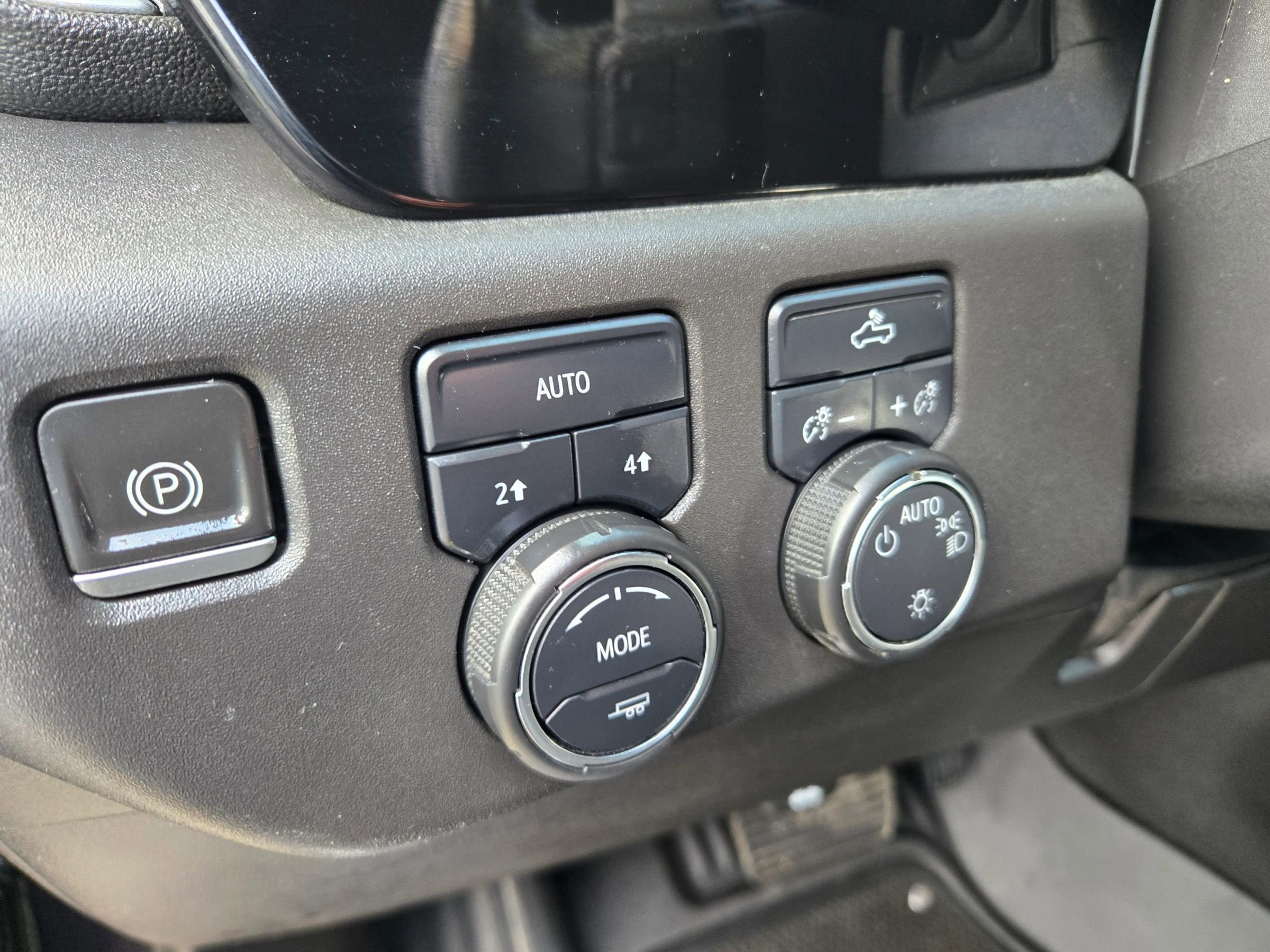 Used 2023 Chevrolet Silverado 1500 LT w/ Max Trailering Package image 36