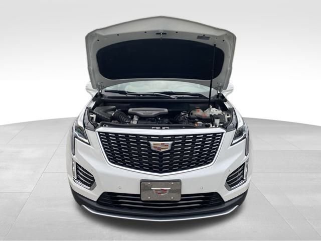 Used 2020 Cadillac XT5 Premium Luxury image 9