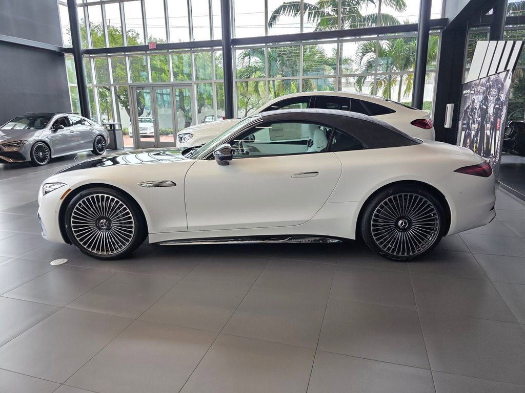 New 2026 Mercedes-Benz Maybach SL 680 image 3