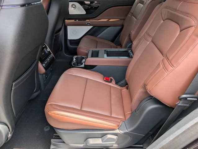 New 2026 Lincoln Aviator Reserve AWD/4WD image 30