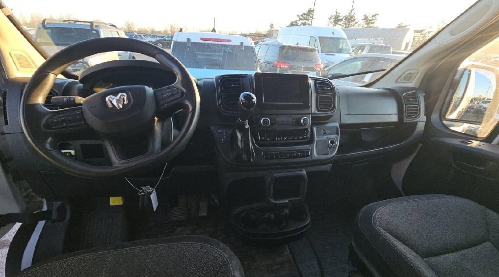 Used 2023 RAM ProMaster 2500 FWD image 2