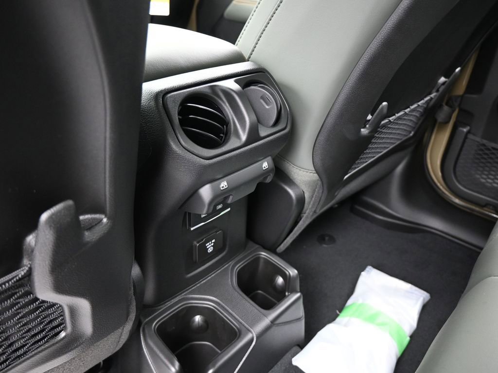 New 2026 Jeep Gladiator Mojave image 33