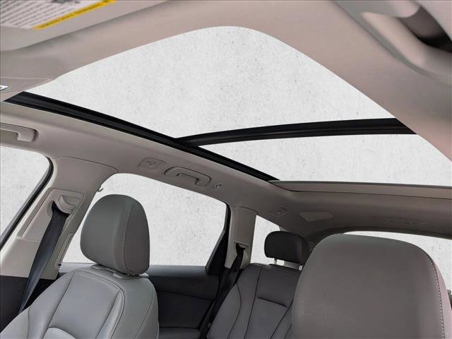 Certified 2025 Audi Q7 3.0T Premium Plus image 15