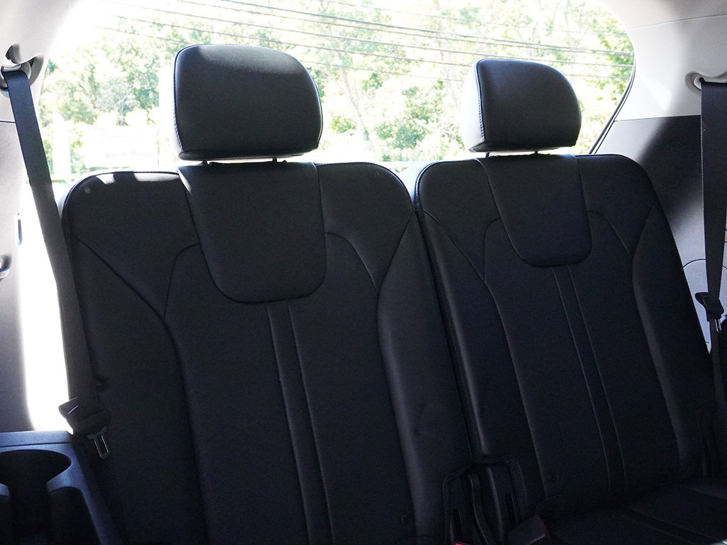 Used 2023 Kia Sorento S w/ Panoramic Sunroof Package AWD/4WD image 38