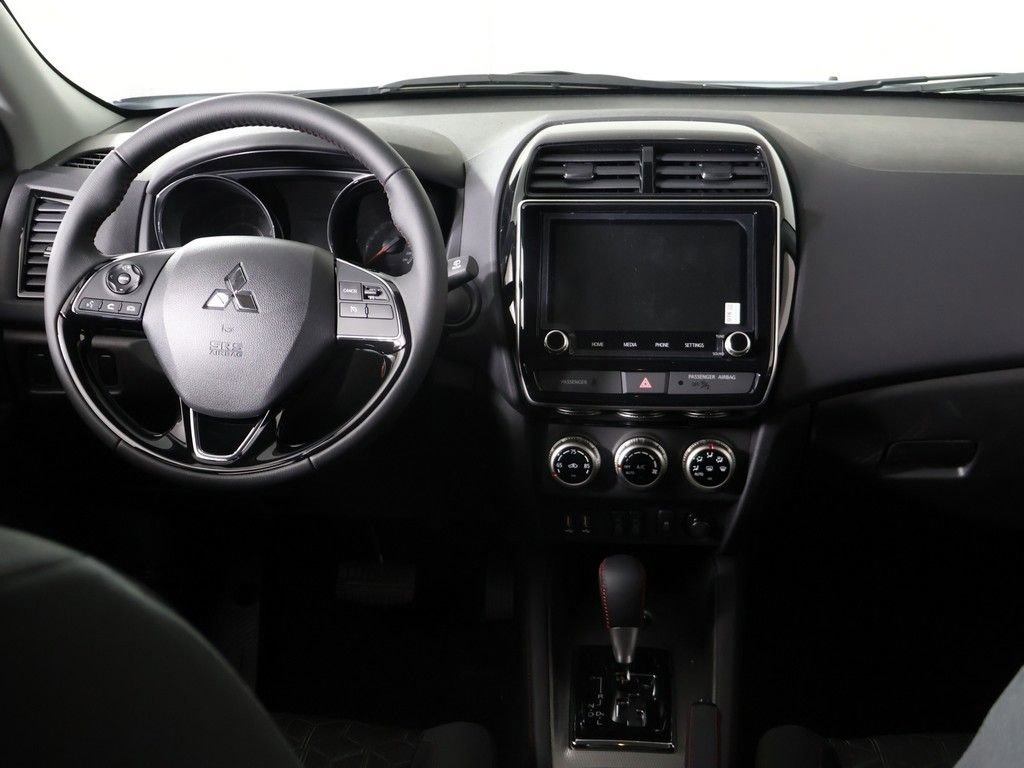 New 2026 Mitsubishi Outlander Sport LE AWD/4WD image 28