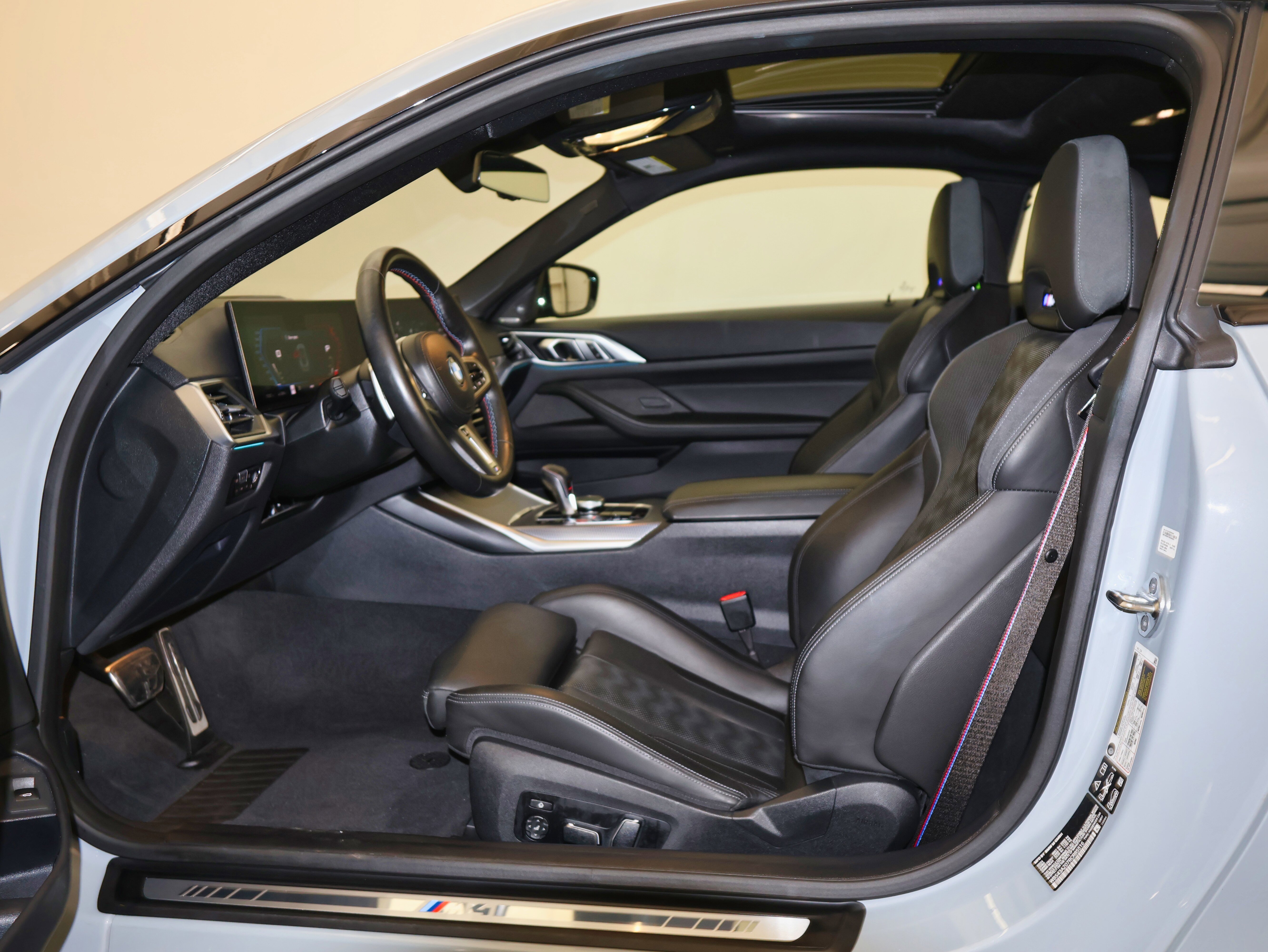 Used 2024 BMW M4 xDrive Competition w/ Executive Package image 24