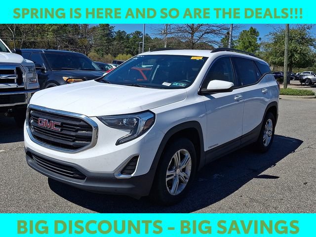 Used 2020 GMC Terrain SLE w/ Driver Convenience Package image 4