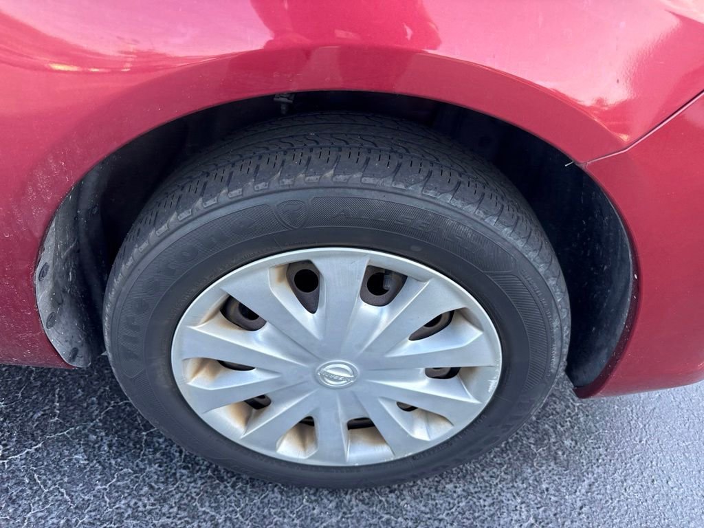 Used 2019 Nissan Versa SV FWD image 13