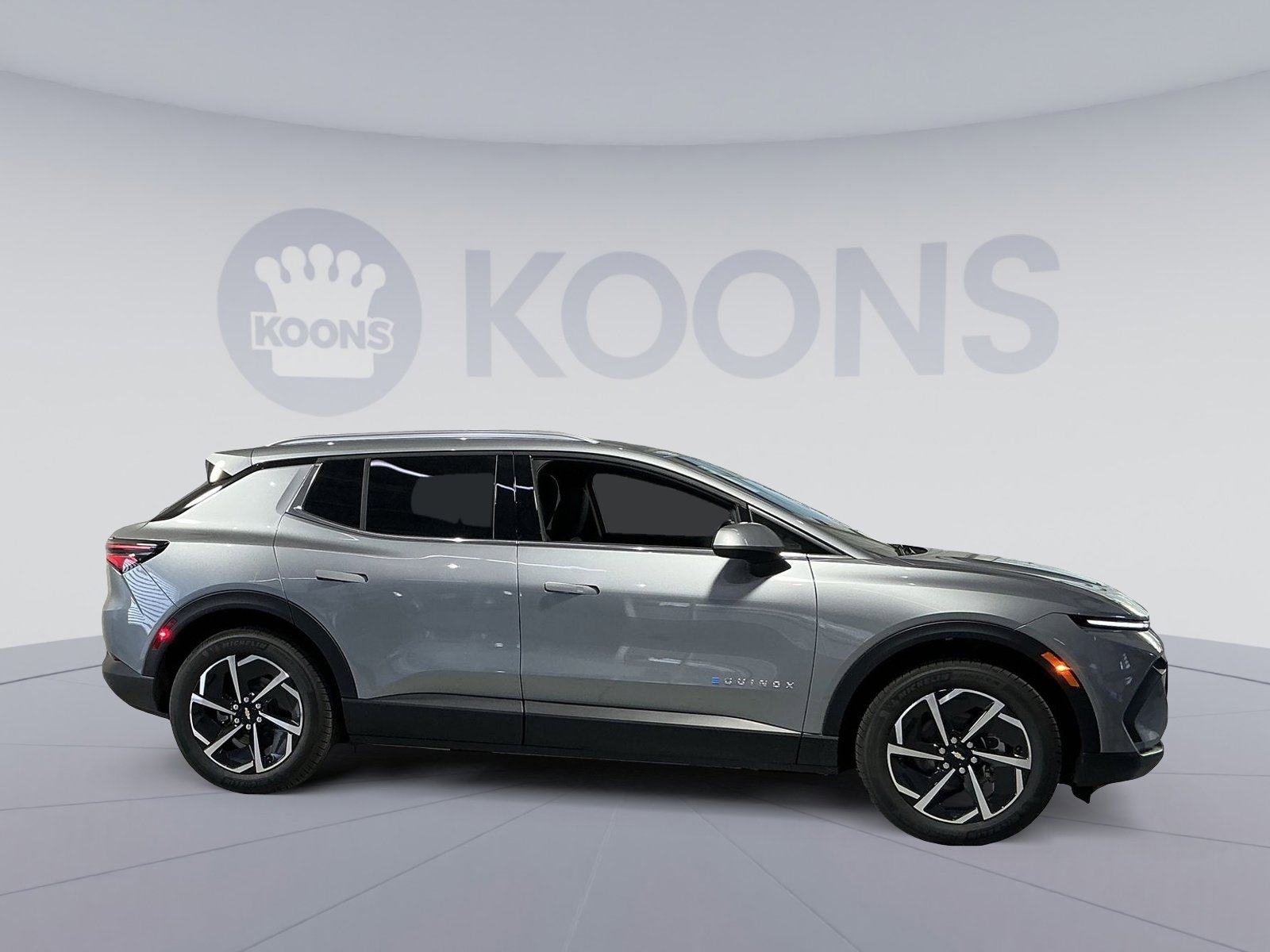 New 2026 Chevrolet Equinox EV LT image 17