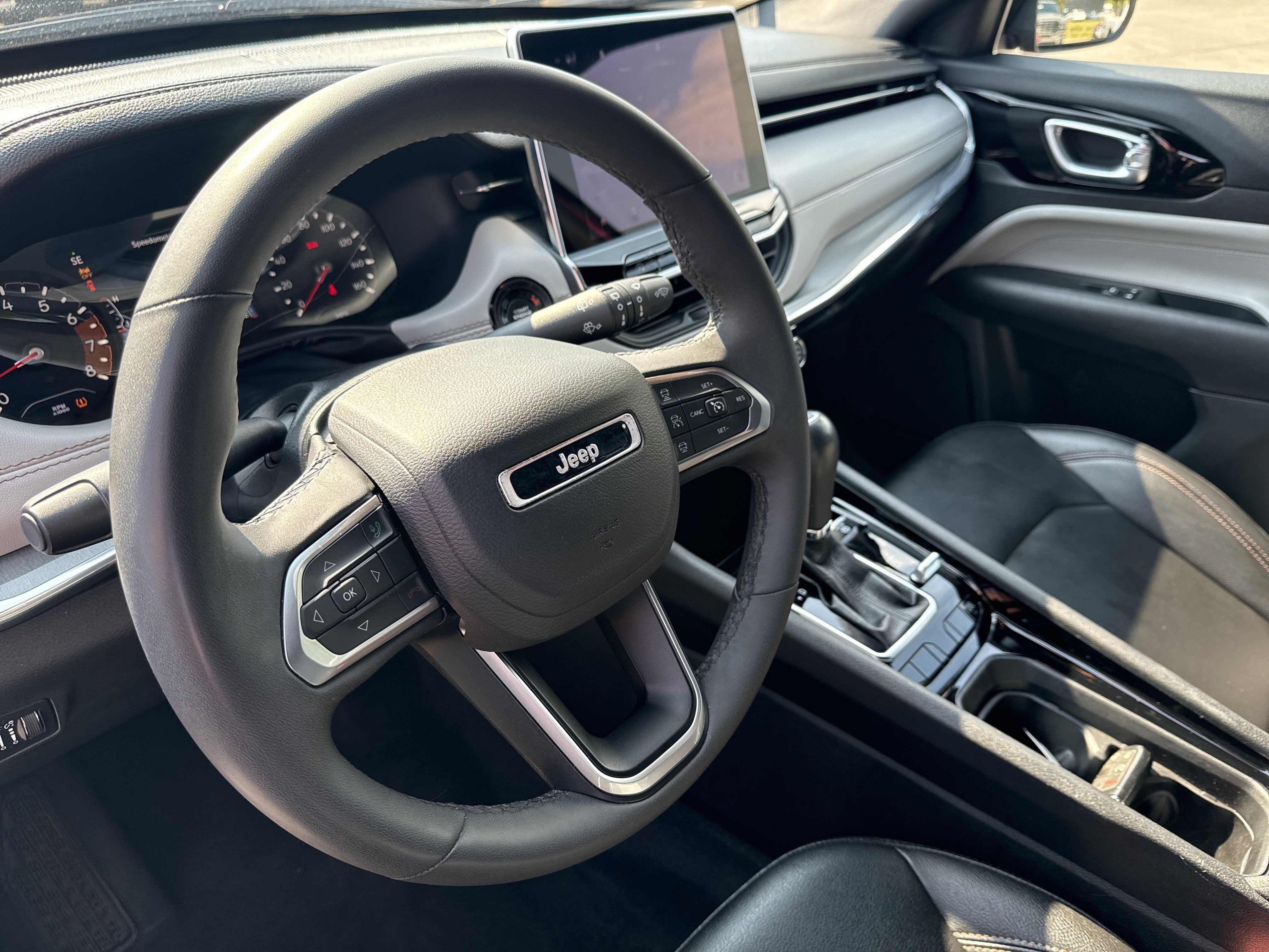 Used 2024 Jeep Compass Limited AWD/4WD image 22