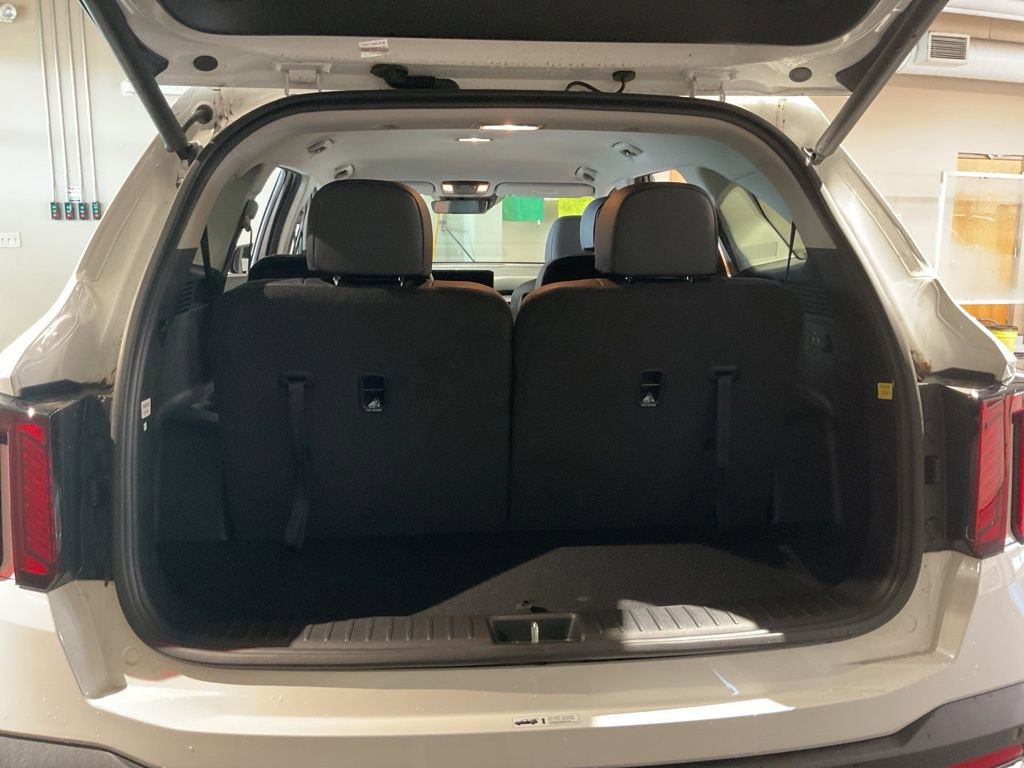 New 2025 Kia Sorento EX image 24