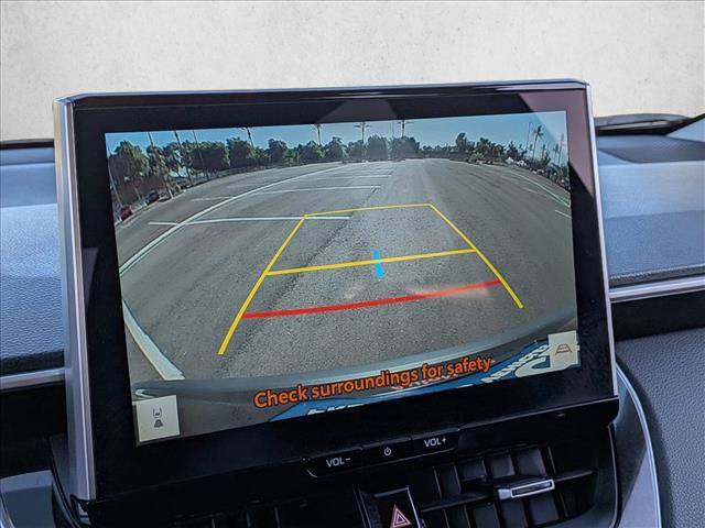 Used 2026 Toyota Corolla Cross XLE AWD/4WD image 18