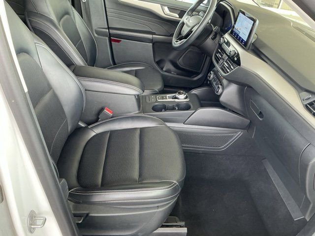 Used 2021 Ford Escape SEL w/ Technology Package image 20