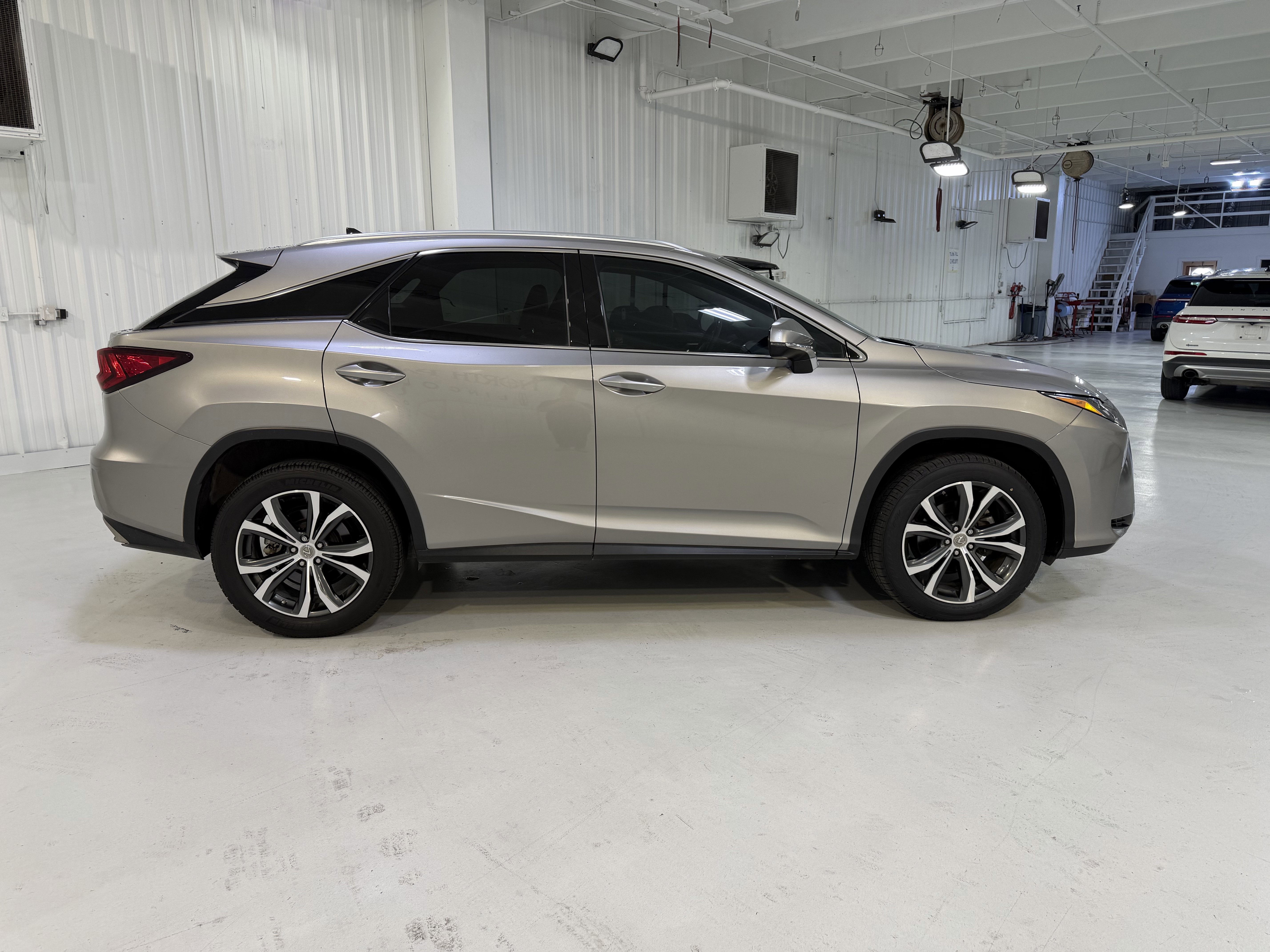 Used 2017 Lexus RX 350 FWD w/ Premium Package image 10