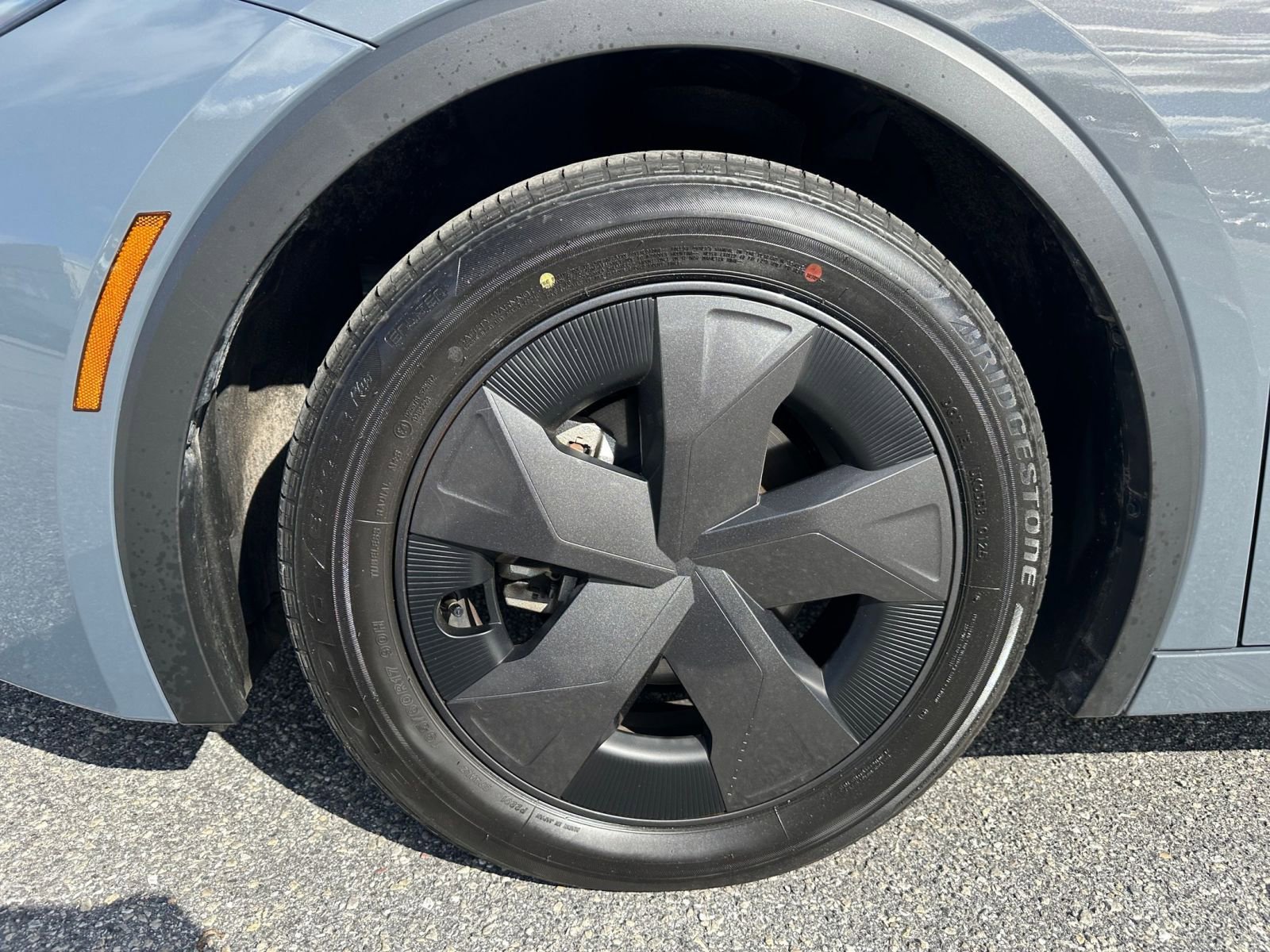 Used 2025 Toyota Prius LE image 24