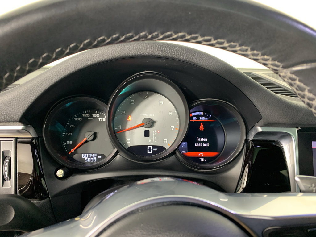 Used 2019 Porsche Macan S AWD/4WD image 22