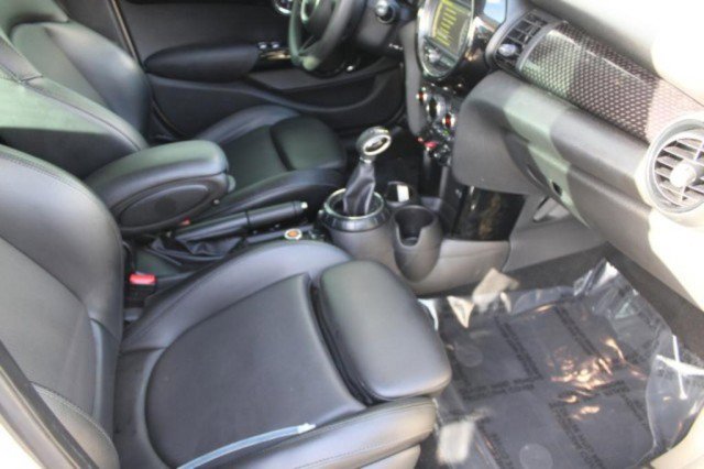 Used 2017 MINI Cooper S image 16