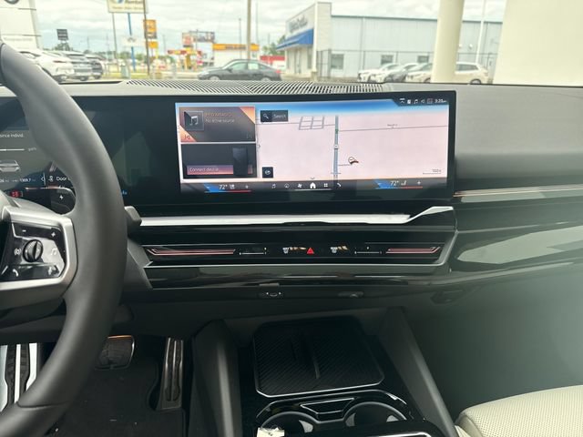 Used 2024 BMW 530i w/ Executive Package RWD image 16