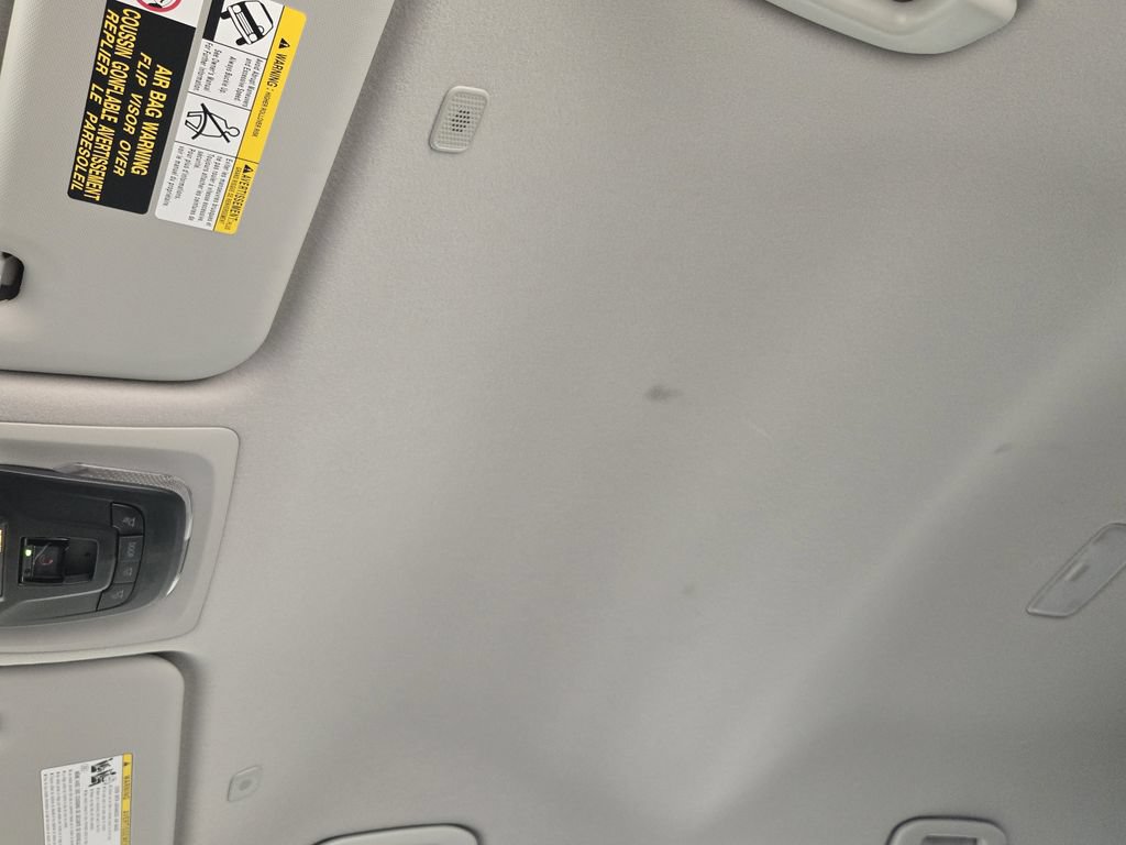 Used 2025 Toyota Corolla Cross L FWD image 26