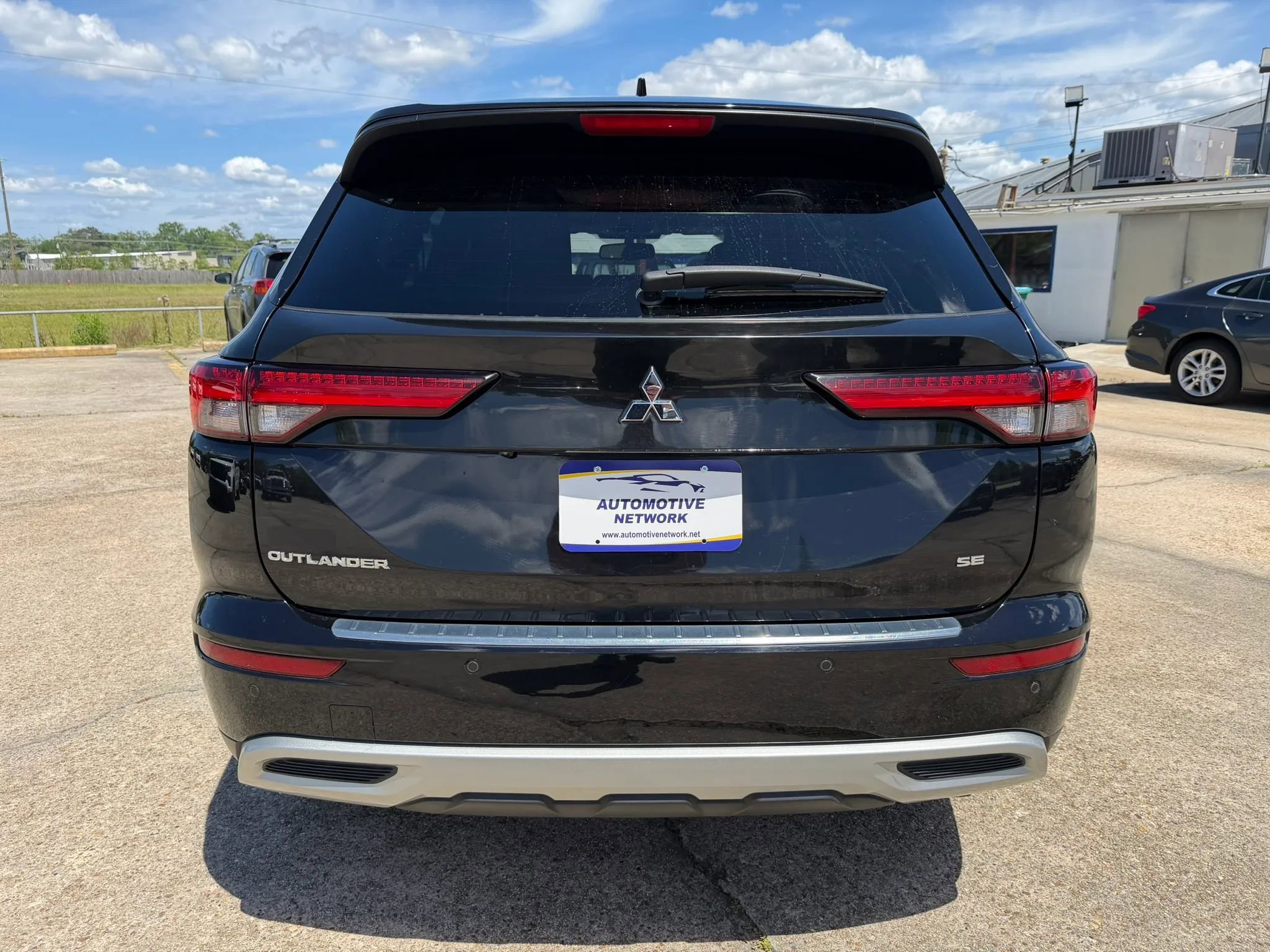 Used 2022 Mitsubishi Outlander SE image 4