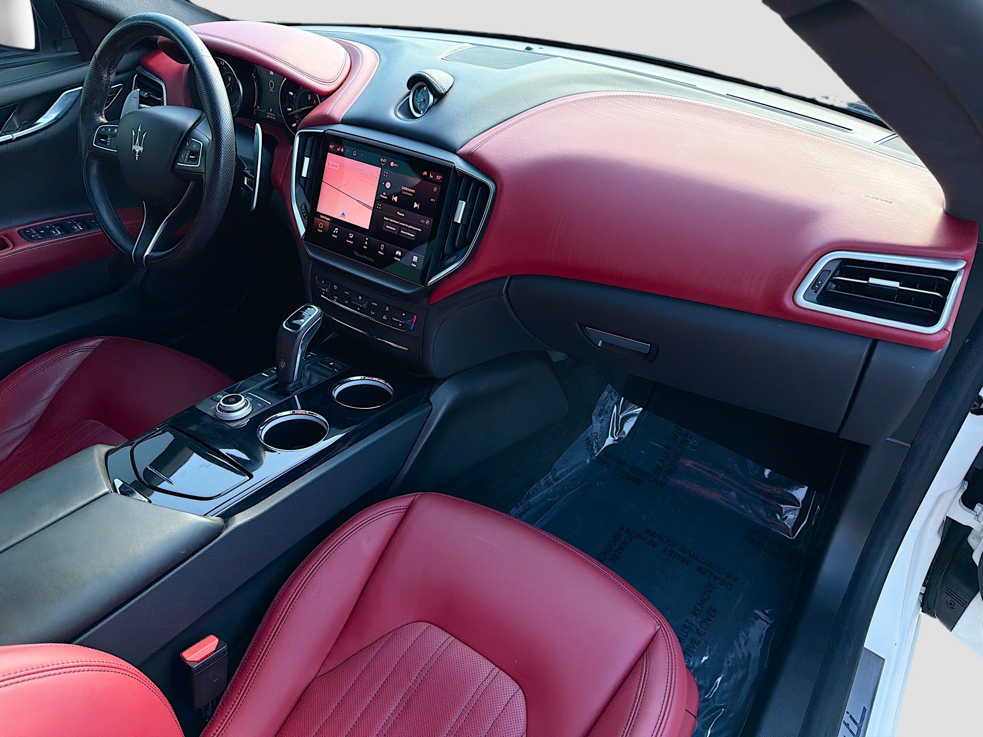 Used 2023 Maserati Ghibli Modena image 14