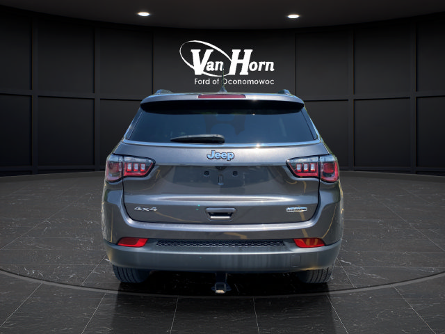 Used 2022 Jeep Compass Latitude AWD/4WD image 6