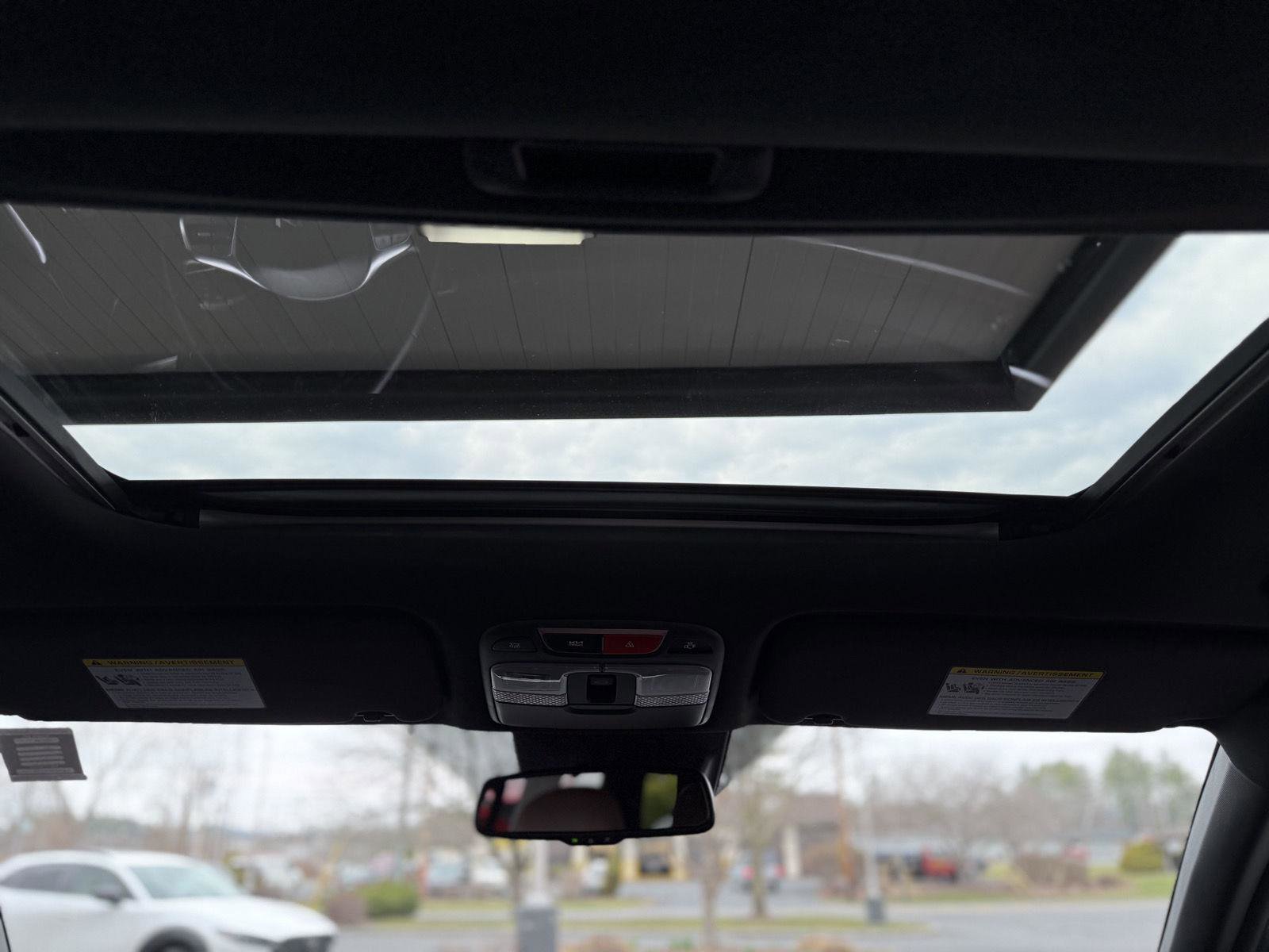 Used 2023 Kia Telluride EX w/ EX Captain's Chair Package AWD/4WD image 26