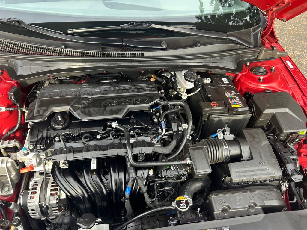 Used 2024 Hyundai Elantra SEL image 29