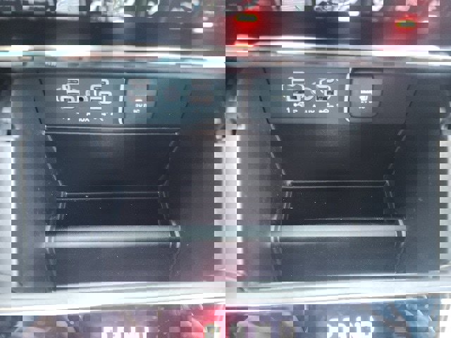 New 2025 Jeep Grand Cherokee Limited w/ Black Appearance Package image 7