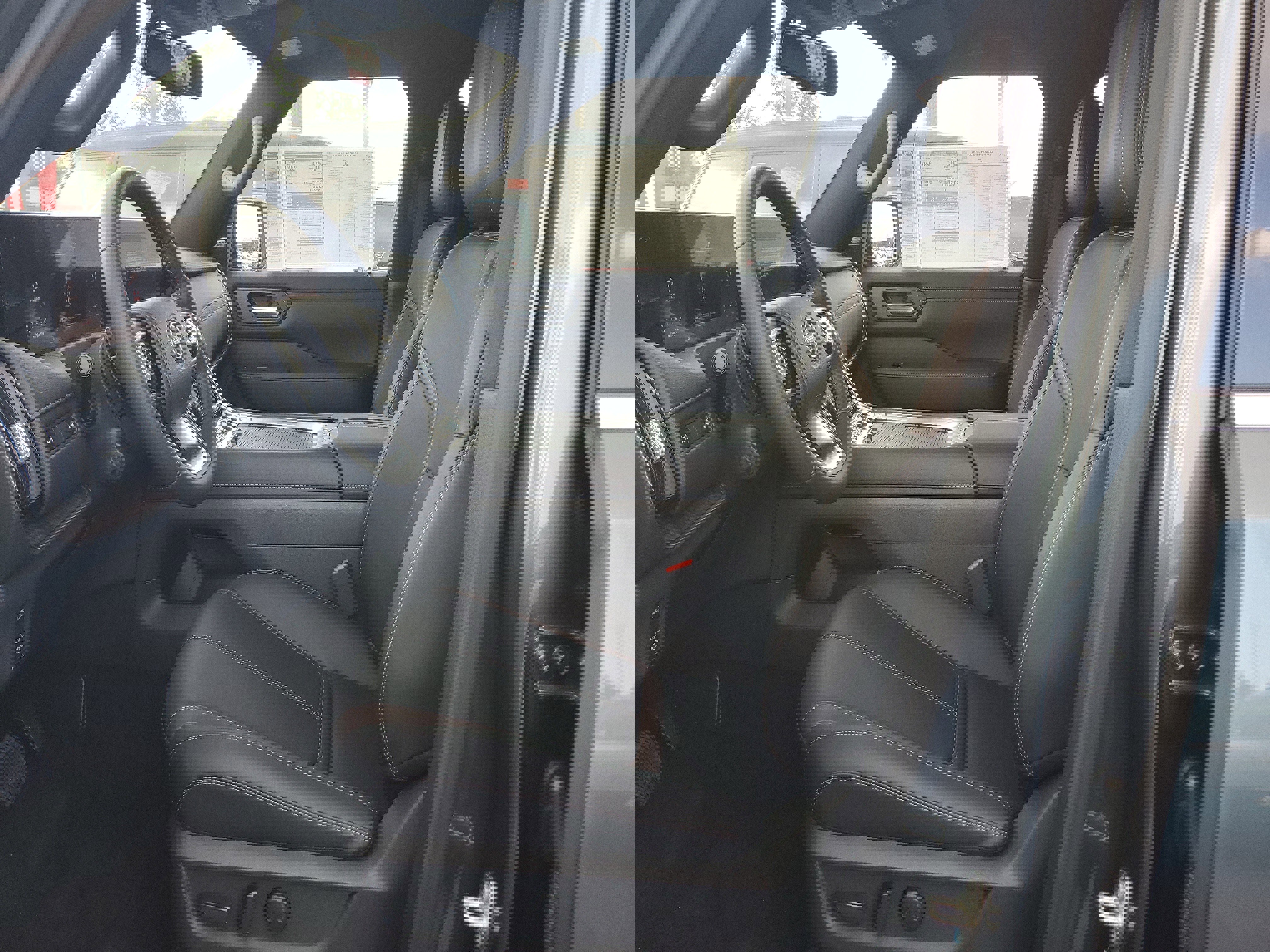 New 2025 Nissan Armada SL w/ Captain's Chari Seat Package image 15