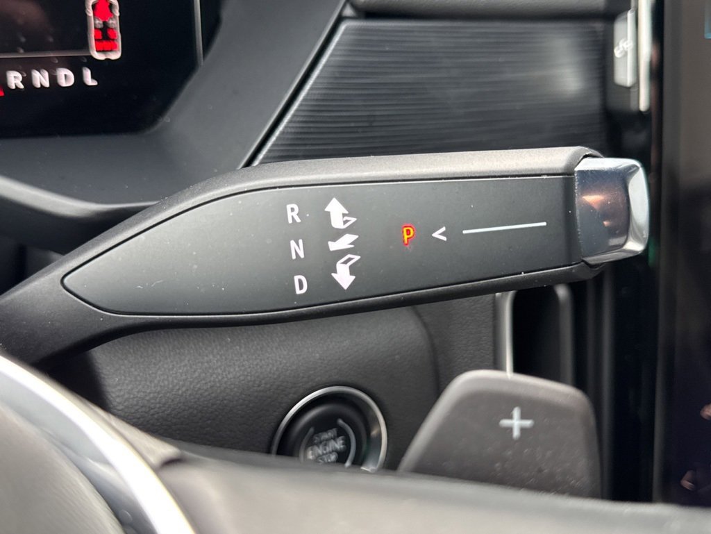 Used 2024 GMC Acadia Elevation image 5