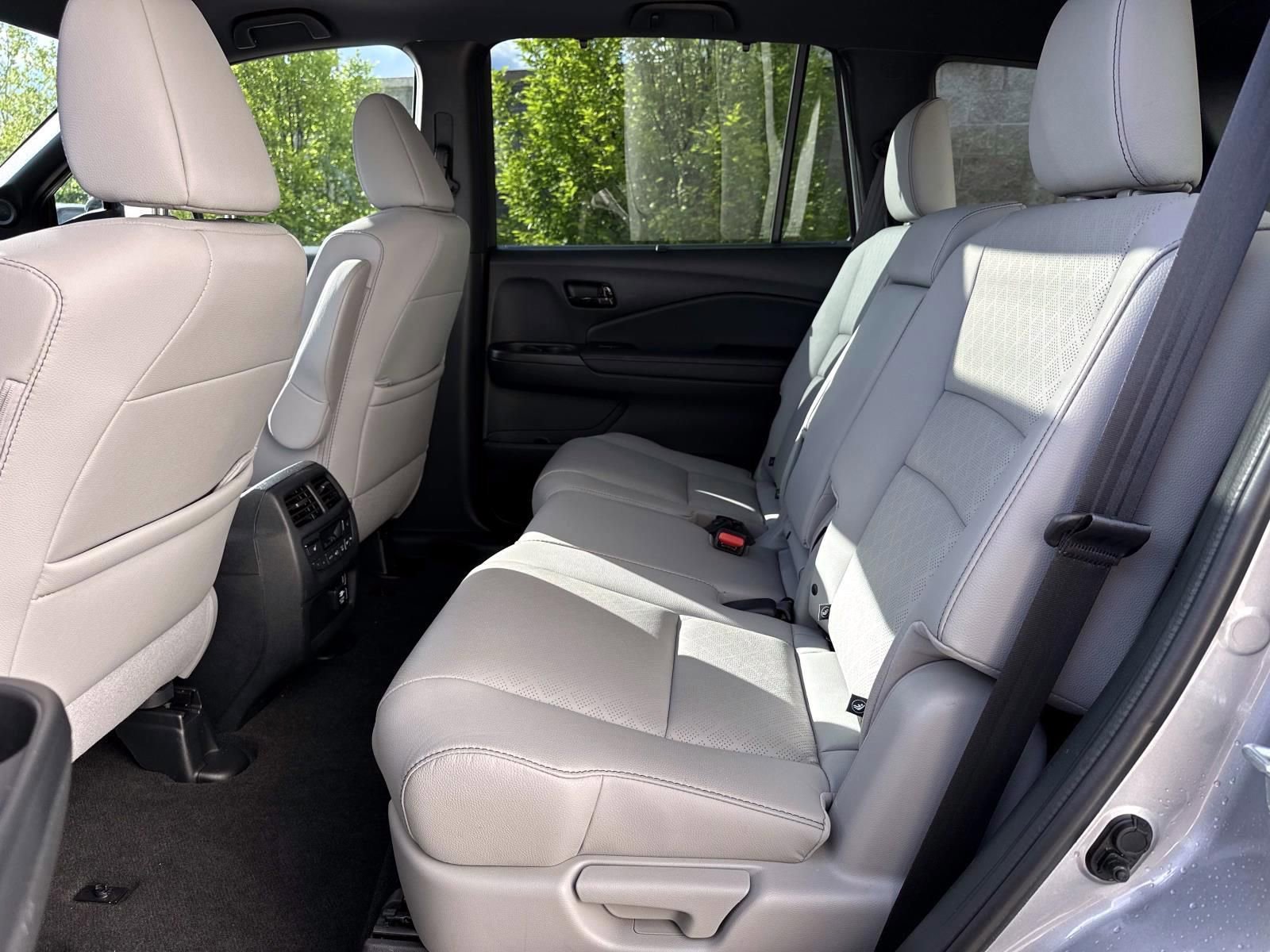Used 2022 Honda Passport Elite image 29
