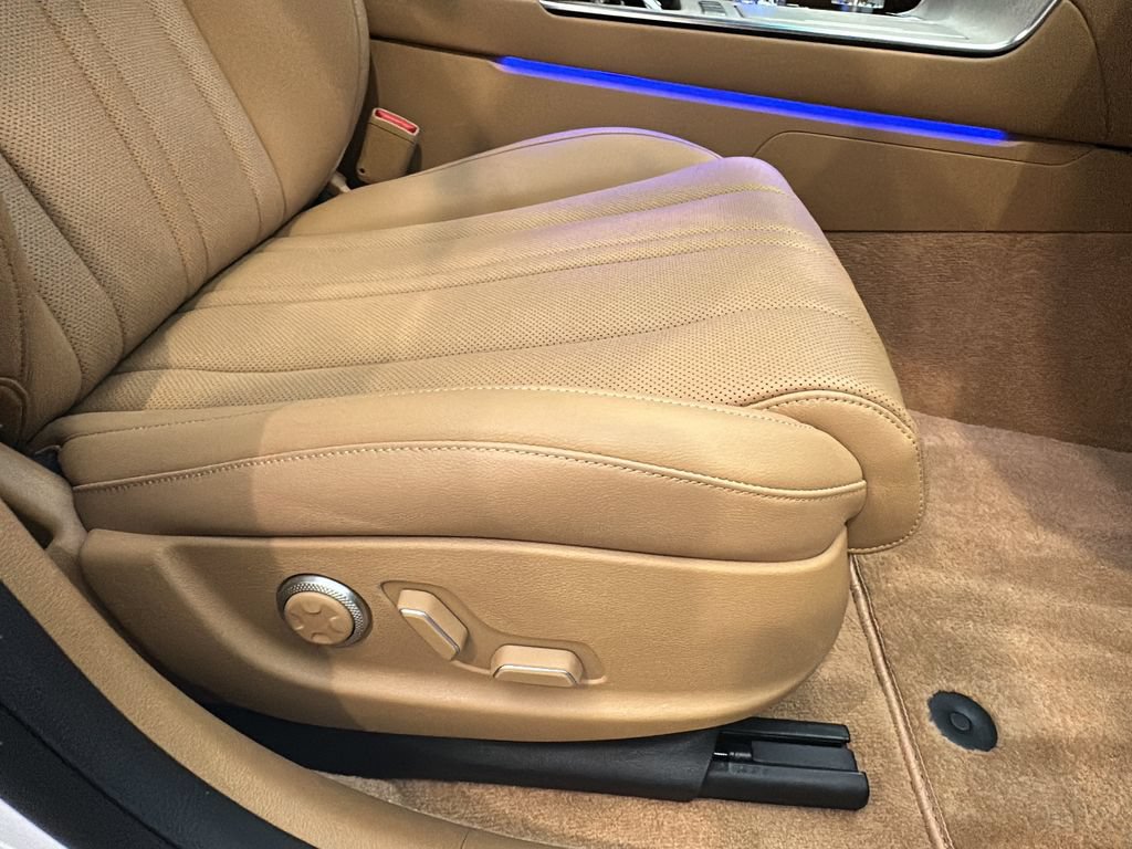 Certified 2025 Genesis G80 2.5T Advanced AWD/4WD image 17