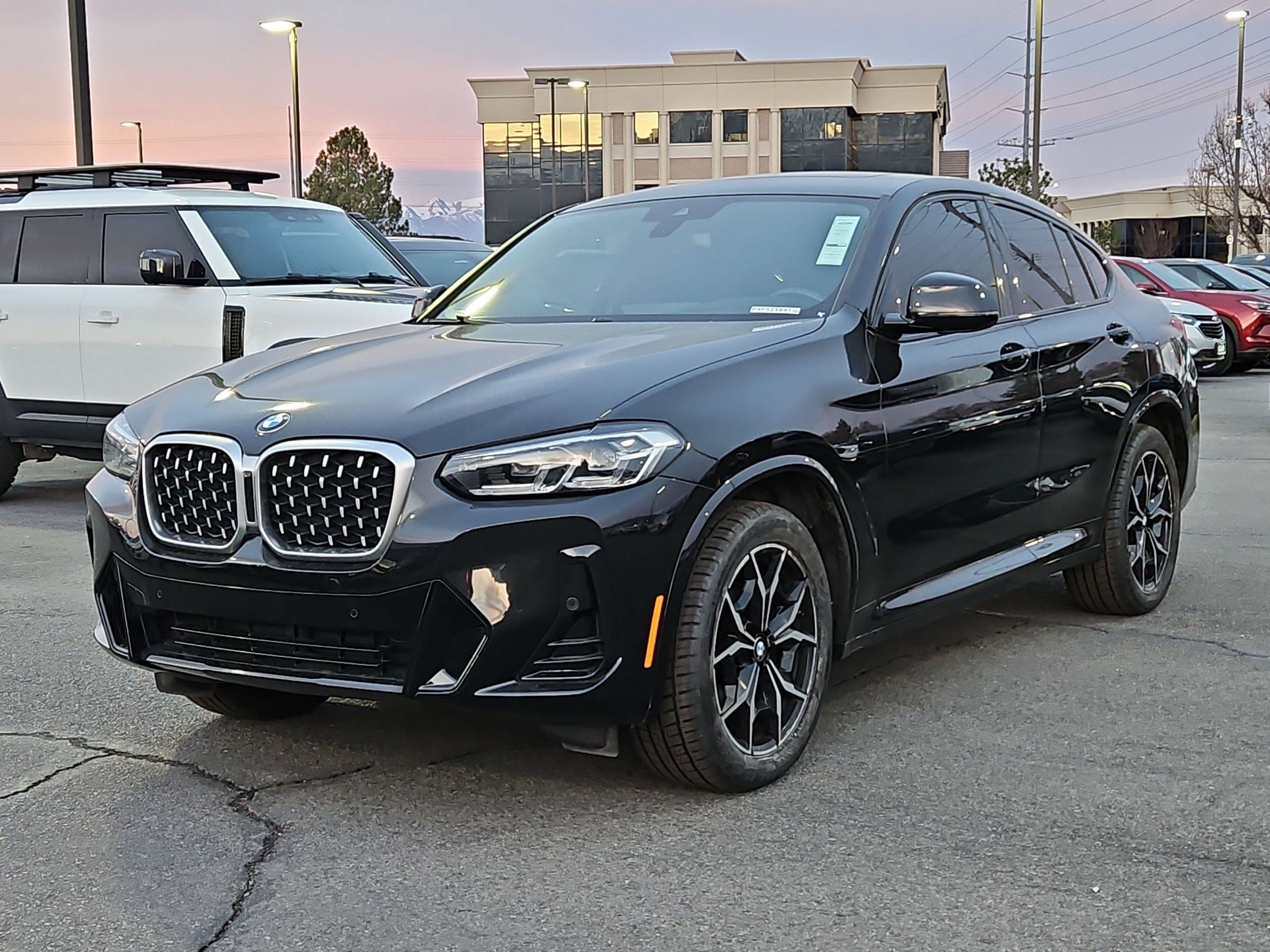 Used 2023 BMW X4 xDrive30i w/ M Sport Package image 10