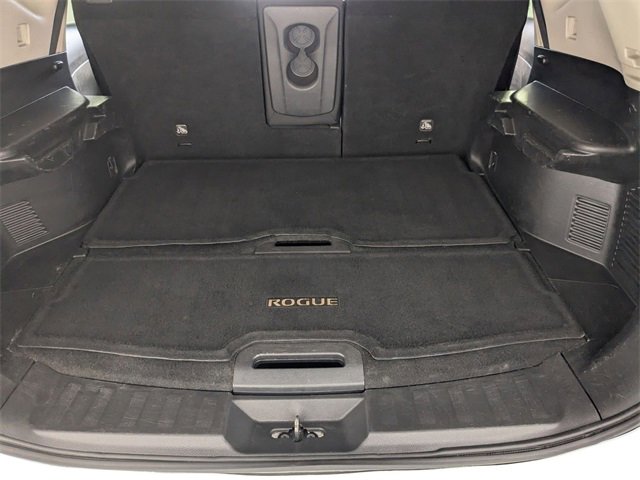 Used 2019 Nissan Rogue SV image 28