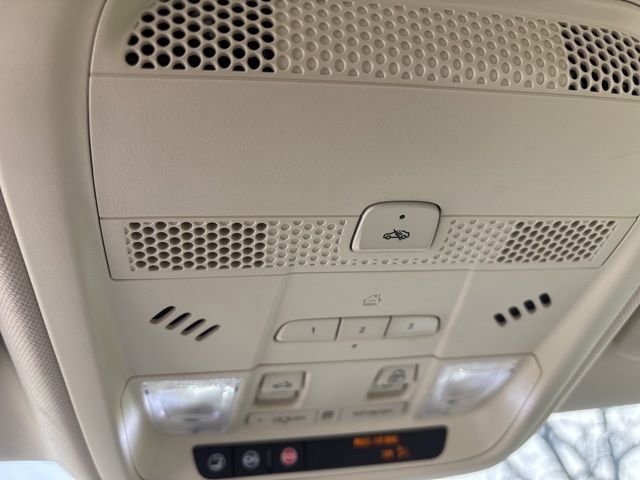 Used 2020 Cadillac XT5 Premium Luxury w/ LPO, Floor Liner Package image 29