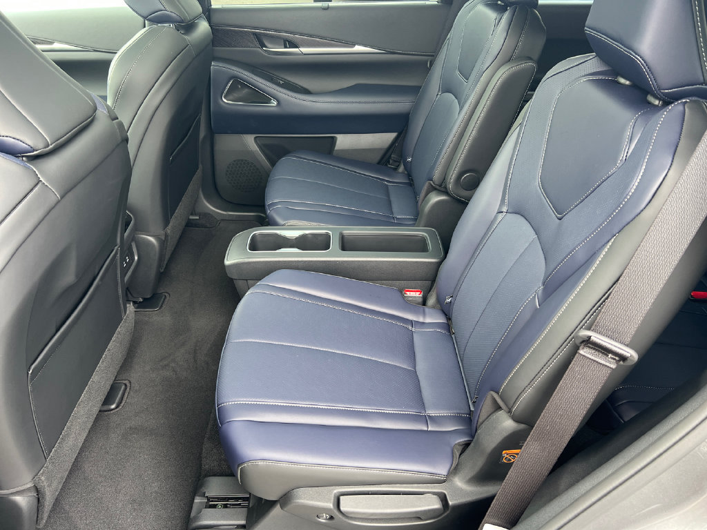 Used 2026 INFINITI QX60 Sport w/ Dark Cargo Package AWD/4WD image 22