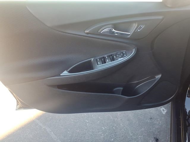 Used 2021 Chevrolet Malibu RS image 11