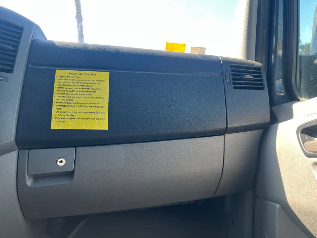 Used 2018 Mercedes-Benz Sprinter 2500 image 19